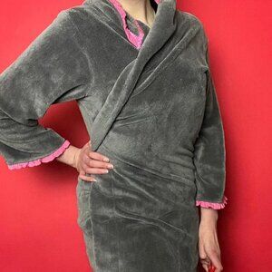 Fuzzy grey housecoat with hot pink lettuce trim​​​​​​​​​​​​